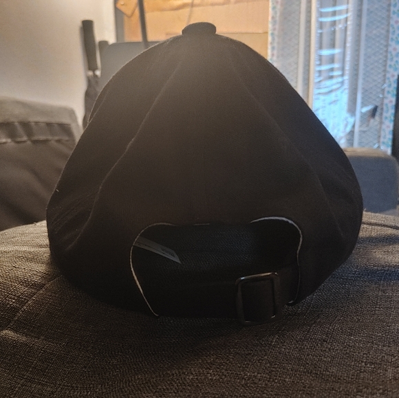 Hugo Boss hats - Picture 3 of 4